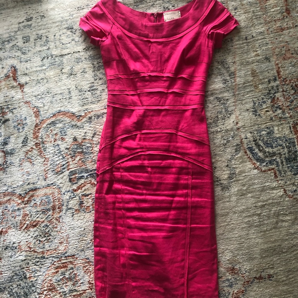 Pink/ fuchsia midi linen Nicole Miller dress